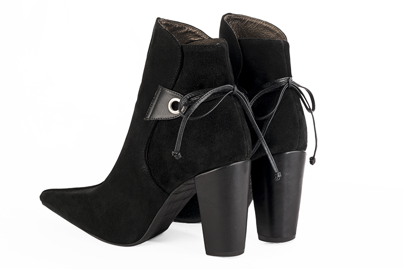 Women's matt black and satin black elegant ankle boots, with laces at the back. Pointed toe. High block heels - Rear view